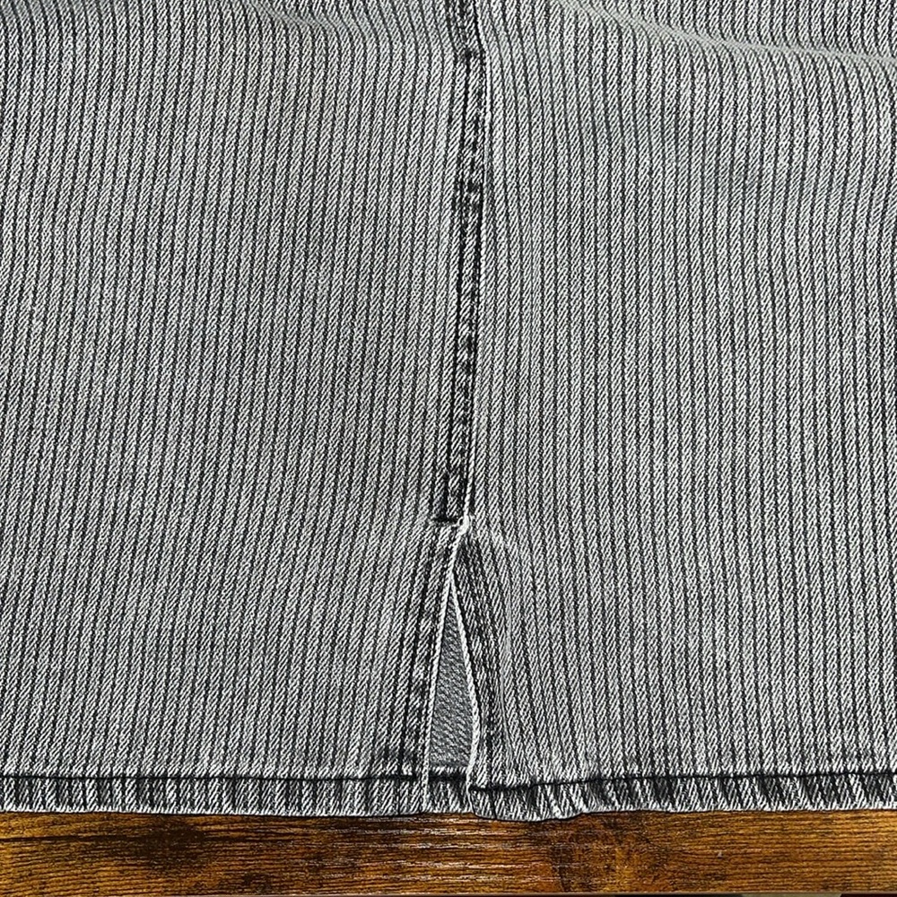 Striped Gray Mini Skirt - Picture 6 of 11